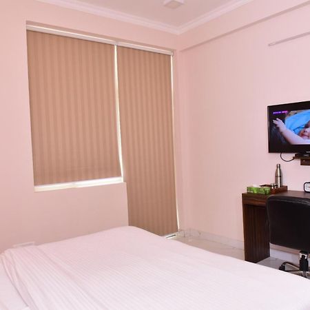 Arkaya Inn 구르가온 외부 사진