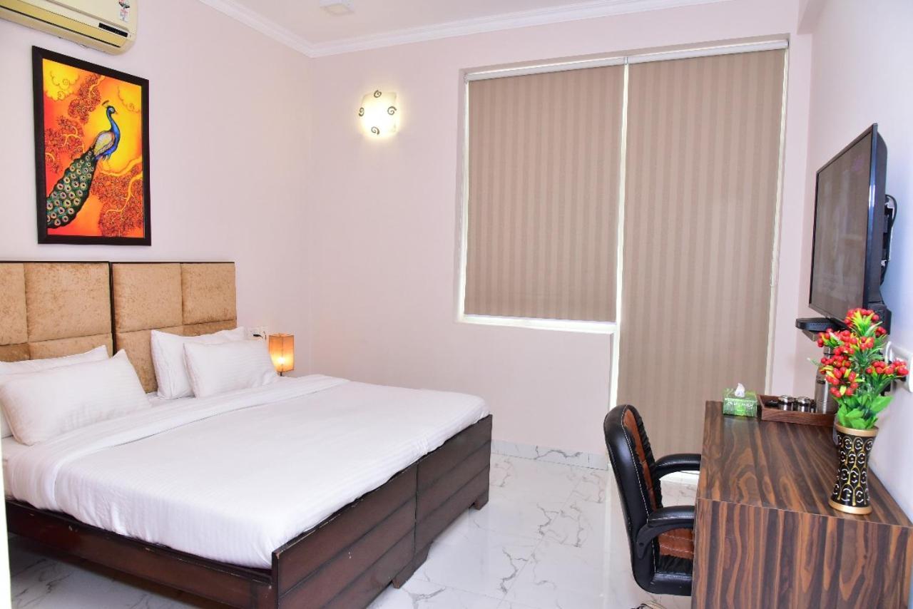 Arkaya Inn 구르가온 외부 사진